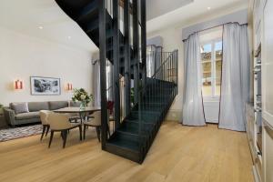 Marchesa Olympia - La Dimora degli Affreschi Florence