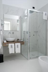 Double or Twin Room with Private Bathroom
