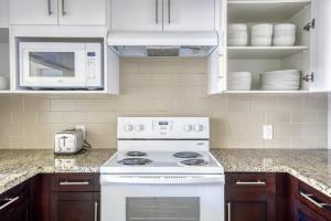 Palo Alto 2BR w WD Pool Spa near 280 SFO-901