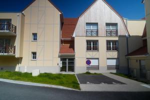 Chez Elsa, confortable apt neuf avec parking privé