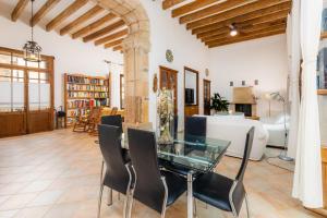 Ca la Senyora dels Arbres