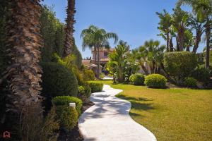 Meravigliosa Villa a Trappeto vicino al mare