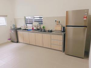 Yarra Park, Up to 10 Pax, 5 Bedrooms, 4 Bathrooms, 2 Car Parks by Star Home