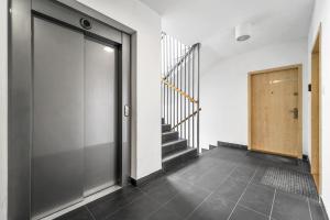 Malborska Metro Kondratowicza Apartment by BookingHost