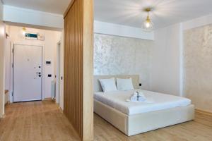 Studio Tesoro by Infinity Alz