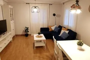 Candemor Apartamento con Garaje - Candeleda