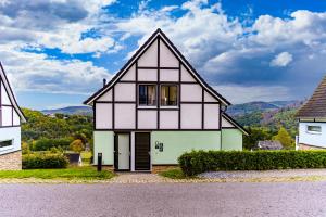 Five-Bedroom Bungalow room in Dormio Resort Eifeler Tor