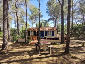 Maisons de vacances Maisonnette en pleine nature : photos des chambres