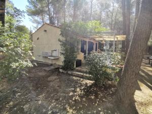 Maisonnette en pleine nature