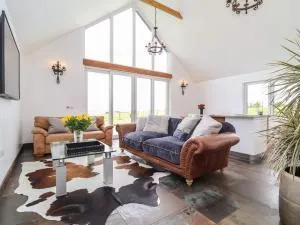 Polly's Annexe - Newbourn