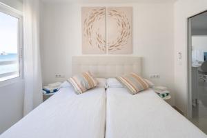 El Acuario - Primera línea y todas las ventanas dan al mar