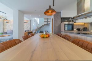 Carpe Diem Villa - Luxurious, 1,5km From The Beach