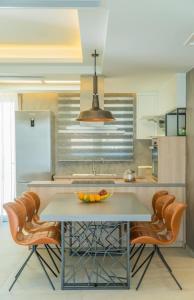 Carpe Diem Villa - Luxurious, 1,5km From The Beach