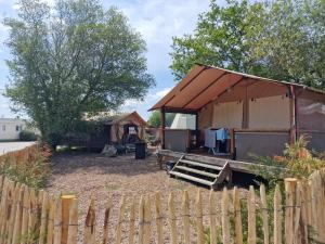Lodge Les Ptites Maisons dans la Prairie
