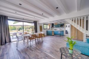 Appartements LA VILLA KUDETA - Belle maison avec piscine : photos des chambres