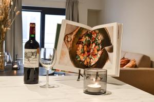 Miramar Residences - Luxurious Seaside Apartments