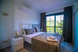 DADYA VİLLA 4 - Marmaris Turgut da özel havuzlu denize yakın lüks villa