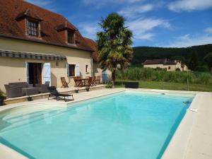 Charmante Maison à  Vézac au coeur des 5 Châteaux