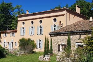 Sejours a la campagne Domaine de la Bastide Basse : photos des chambres