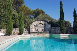 La Bastide Basse Nature Piscine à 3 quarts dheure de la mer