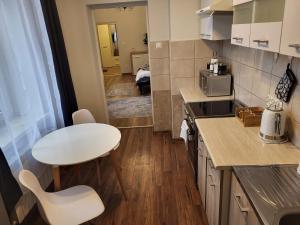 Apartament Komnata 8