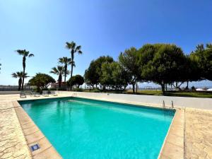 Quarteira Ocean Breeze 1 With Pool by Homing