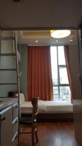 Phòng 3 Người Nhìn Ra Núi (Triple Room with Mountain View)