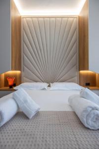 The view4- "Free Parking"