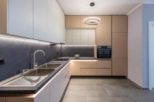 The view4- "Free Parking"