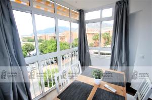 508 Piscis Apartamentos - Apartamento recientemente reformado - Vistas a la montaña - Piscina y Playa