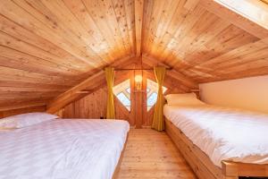 Chalets Chalet Lumiere - LaGodille Prestige - 16 personnes - Pra Loup : photos des chambres