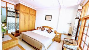 The Thistle Lodge