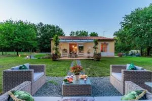 Villa Bassotta, a Charming Cottage - Guamo