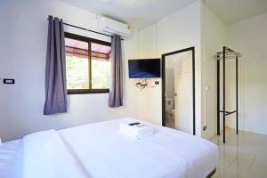 XX GO INN Night Bazaar Thapae