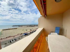 Appartements GROOMI Le Traversant- Vue et bord de mer pour 4 pers ! : photos des chambres