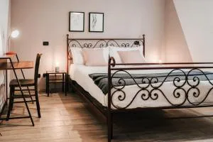 Tra le case di Reggio - Passo Buole - Rivalta