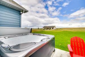 Sleek Red Lodge Home Rental with Private Hot Tub!