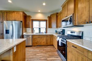 Sleek Red Lodge Home Rental with Private Hot Tub!