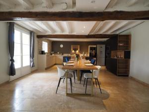 Maisons de vacances Gite Renay, 4 pieces, 8 personnes - FR-1-491-316 : photos des chambres