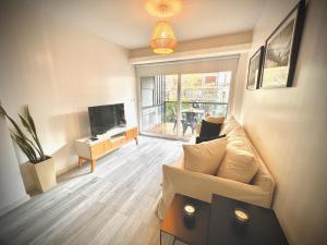 Exclusive Apartment in the Heart of Palermo Viejo PV1 by Apartments Bariloche