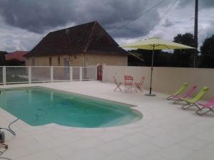 Maisons de vacances Perigord gite de Born avec piscine privee au coeur de la campagne : photos des chambres