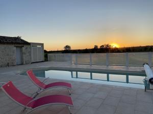 Maisons de vacances Perigord gite de Born avec piscine privee au coeur de la campagne : photos des chambres