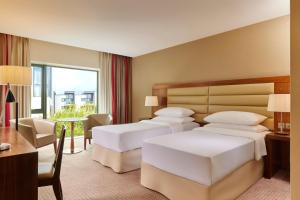 Classic Twin Room room in Sheraton Athlone Hotel