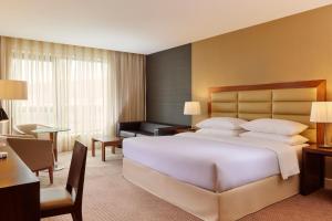 Junior Family Room room in Sheraton Athlone Hotel