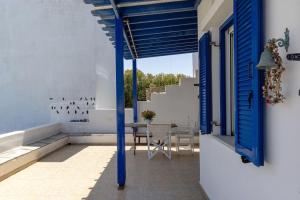 Tinos Beautiful Sunrise Apartment Near Agios Sostis Beach