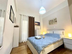 Elegant & Modern Flat Near Panathenaic Stadium