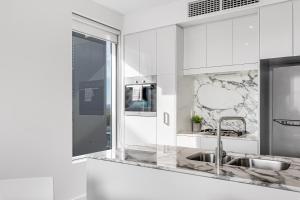 Swainson on Hindmarsh