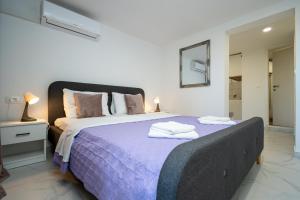 Apartments by the sea Petrcane, Zadar - 3274