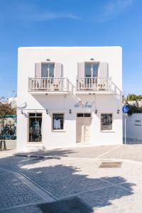 Cozy Brand New Studio in the heart of Naousa