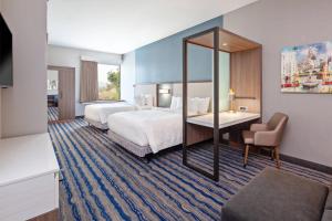 SpringHill Suites by Marriott Escondido Downtown